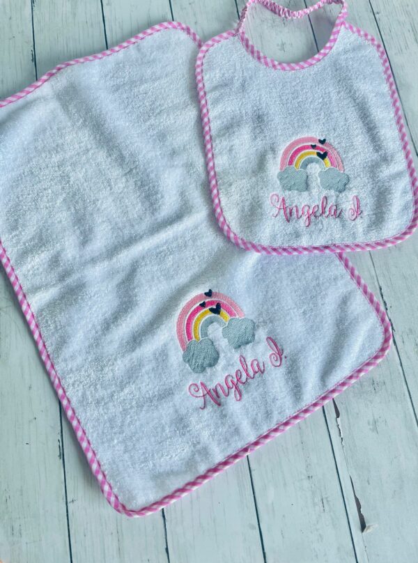 Set asilo nido personalizzabile con nome e disegno unisex asciugamano e bavaglia, coordinato scuola materna della infanzia con leone, unicorno in morbida spugna - immagine 13