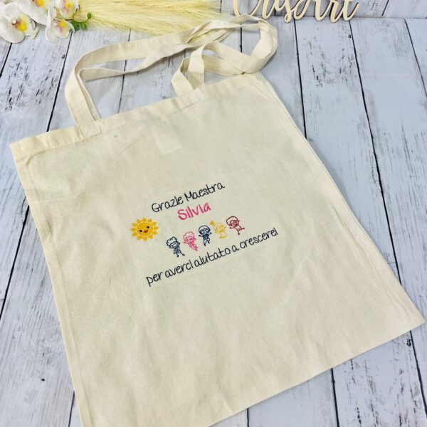 Shopper Personalizzata per Maestra – ricamo colorato con bimbi felici – Regalo Fine Anno Originale